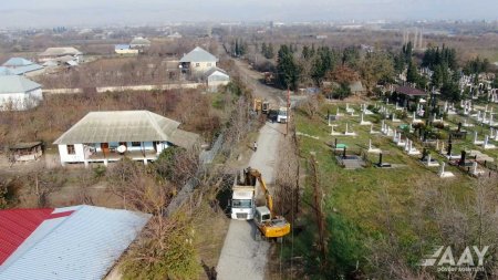 Göyçay rayonunda 9 yaşayış məntəqəsini birləşdirən yol əsaslı şəkildə təmir olunur VİDEO/FOTO