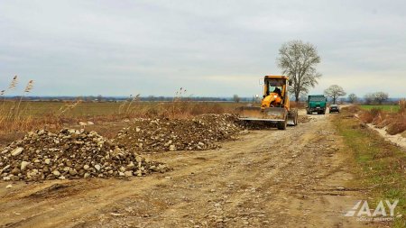 Şabranda 11.5 km uzunluğa malik avtomobil yollarının əsaslı təmirinə başlanılıb VİDEO/FOTO