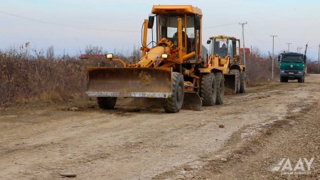 Qusarda 23 km uzunluğa malik avtomobil yolları əsaslı təmir olunur VİDEO/FOTO