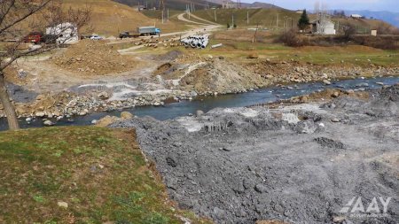 Yardımlıda 23.5 km uzunluğa malik avtomobil yollarının əsaslı təmirinə başlanılıb  VİDEO/FOTO