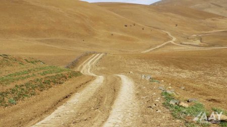 Yardımlıda 23.5 km uzunluğa malik avtomobil yollarının əsaslı təmirinə başlanılıb  VİDEO/FOTO