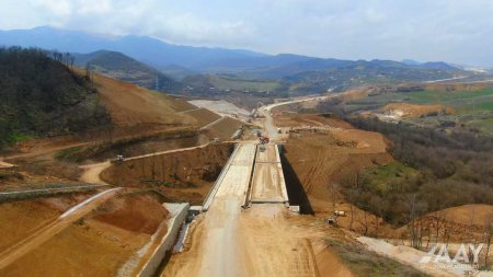 Əhmədbəyli-Füzuli-Şuşa yolunun beynəlxalq normalara uyğun tikintisi davam etdirilir VİDEO/FOTO