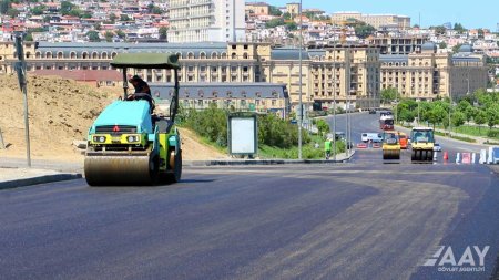 Mətbuat prospekti və Salyan şosesində təmir işləri davam etdirilir VİDEO/FOTO