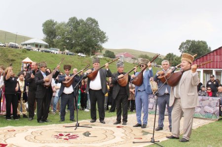 Daşkəsəndə növbəti möhtəşəm “Yaylaq günü” təntənəli şəkildə qeyd olunub 