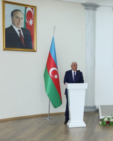 “Pirallahı Rayonu Mənzil-Kommunal Təsərrüfat Birliyində Vətəndaşların Rifahının və Dövlətçiliyin Qarantı - Həsən Cəfərzadənin Fədakar Xidməti”